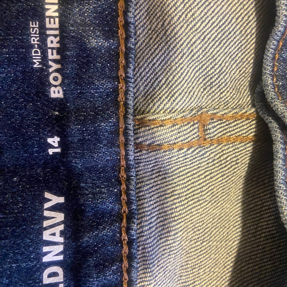 Old Navy Blue Relaxed Jeans with Contrast Stitching